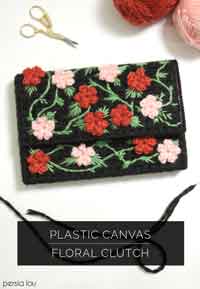 Plastic Canvas Floral Clutch